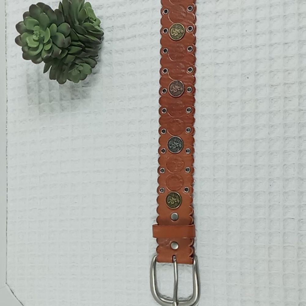 Fossil Brown Leather Belt With Coin Details Scalloped Edges And Grommets Size M - Picture 4 of 14